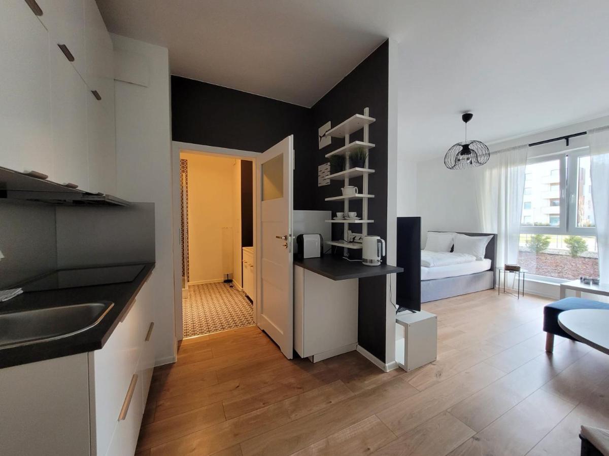 16 Apartamenty Ptak Szpital Matki Polki Szpital Kopernika Mandoria Orientarium Atlas Arena Plac Zabaw - Zamojska 20A M16 Parking Łódź Dış mekan fotoğraf
