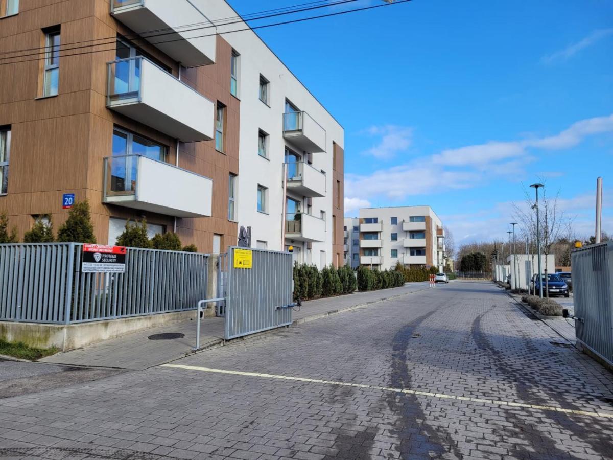 16 Apartamenty Ptak Szpital Matki Polki Szpital Kopernika Mandoria Orientarium Atlas Arena Plac Zabaw - Zamojska 20A M16 Parking Łódź Dış mekan fotoğraf